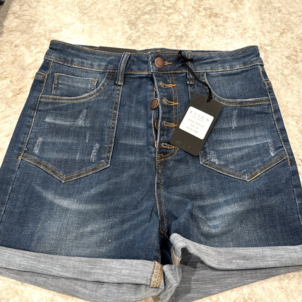 NWT Risen shorts- sz medium